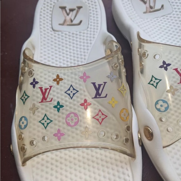 Authentic Louis Vuitton Monogram White W/Multi Color Beach Sandals. Size-39. EUC - Picture 6 of 6